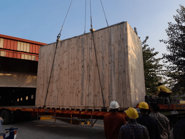 industrial-equipment-crating-on-site-packing-services